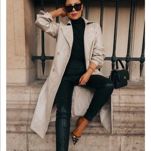 Lorna Luxe InTheStyle Ecru trench coat